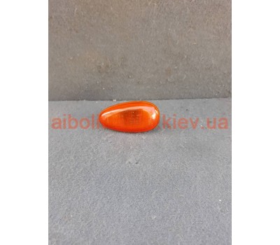 Повторитель в крыло Ланос\Сенс  Daewoo Lanos